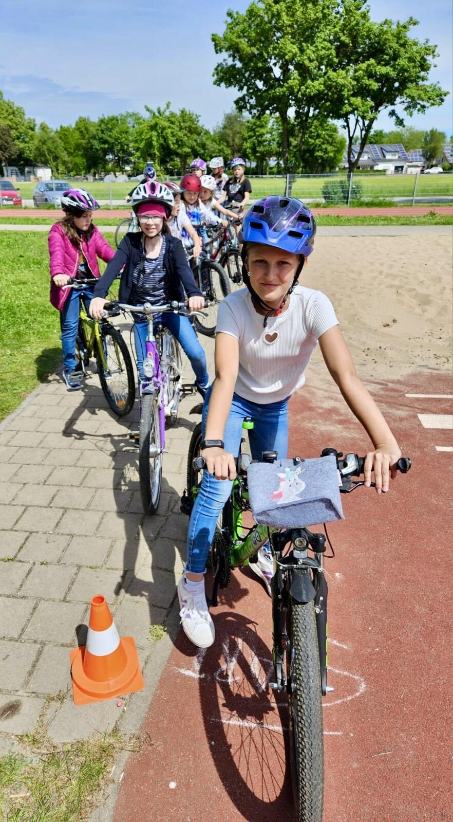 1b186139-11c1-41aa-8c25-a4a41ea5124d