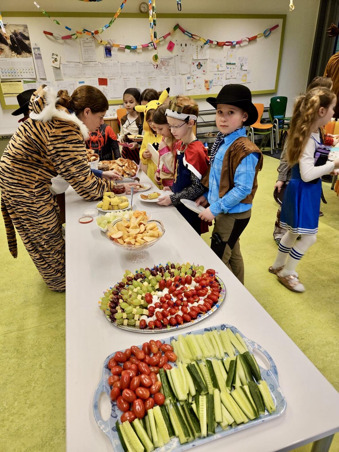 image_12365029112