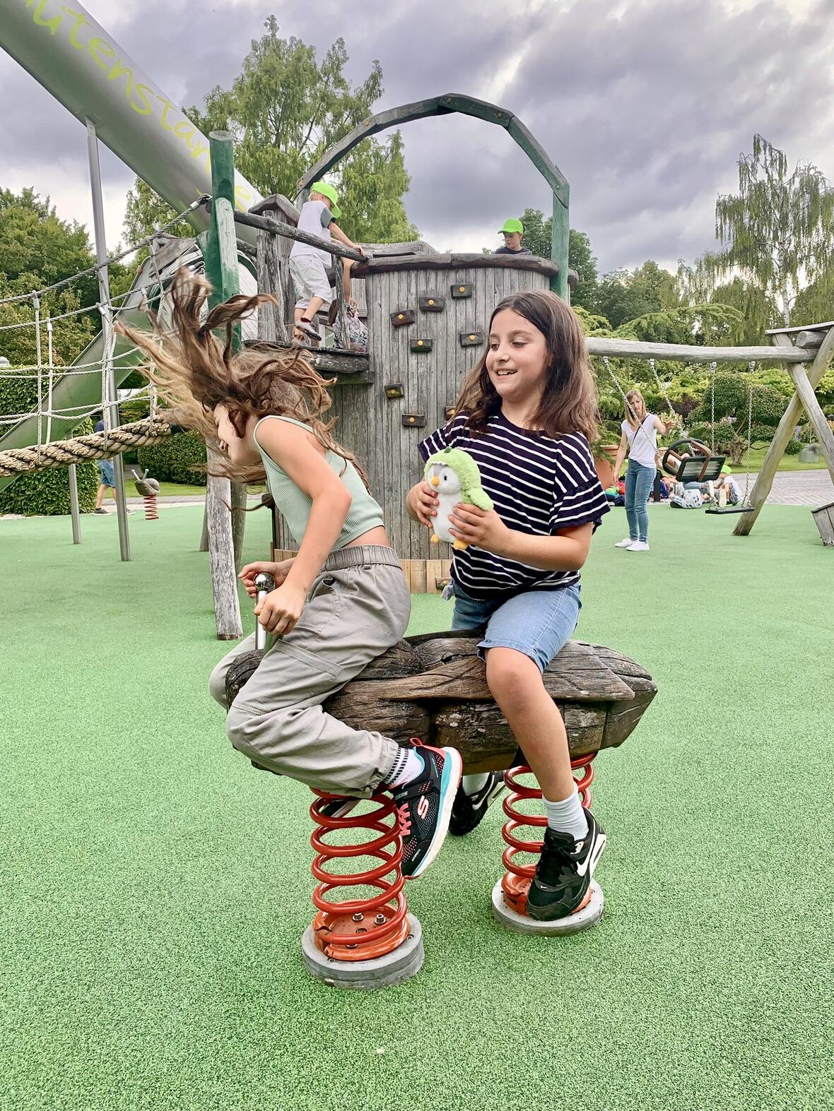 9a0d4b93-c515-4e8e-b42c-e78df99a3a11