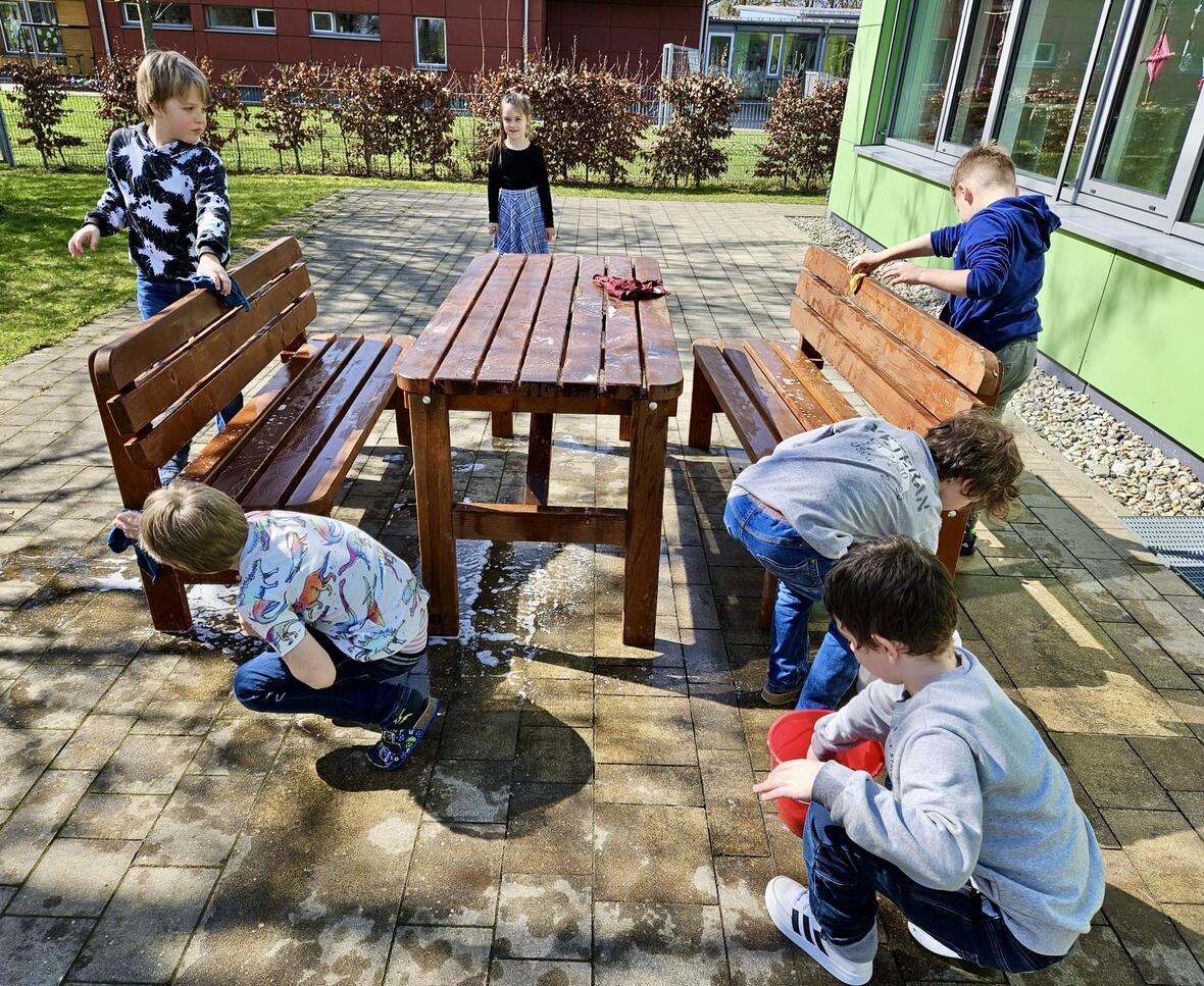 3ada8127-4c27-4933-afe9-34714eb73a51