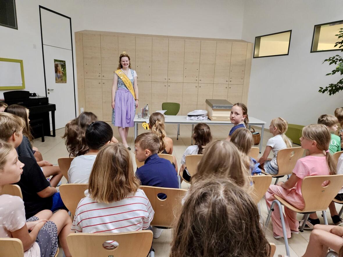 aa23f351-6f54-4c6f-b250-8eebbbc6098f