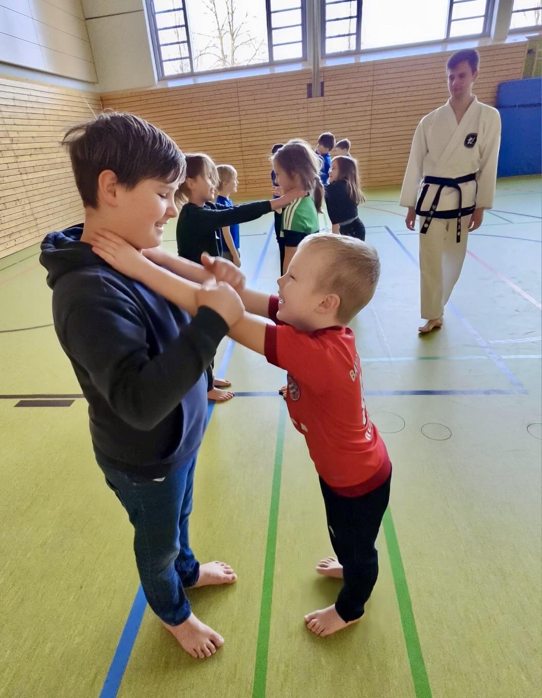 66118785-d729-43e1-b340-f2291d269841