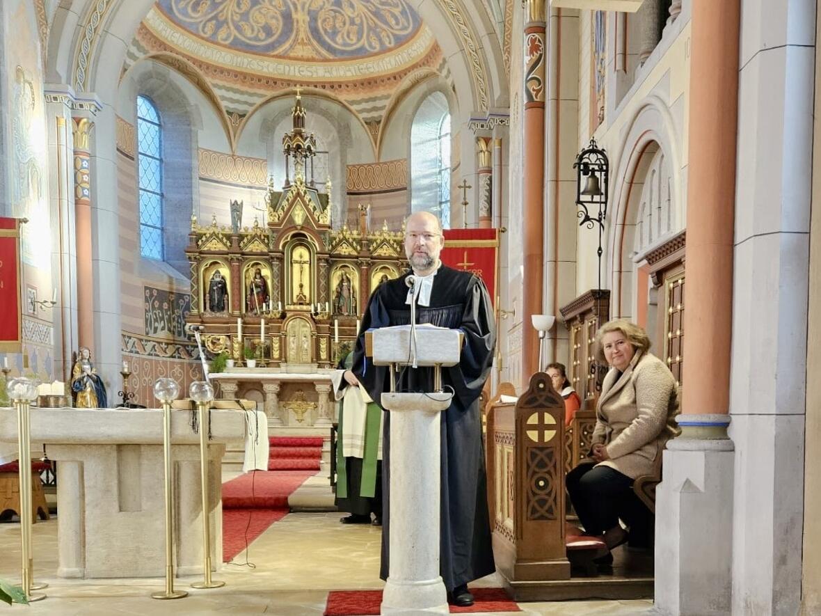 7adc1e86-a648-486d-a359-58e0409025c9