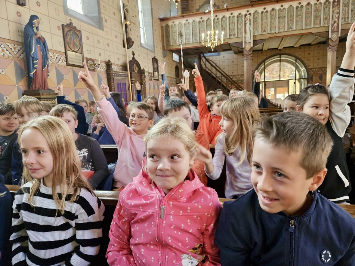 e1d441ba-f311-434d-beaa-d93a9ea7c19f