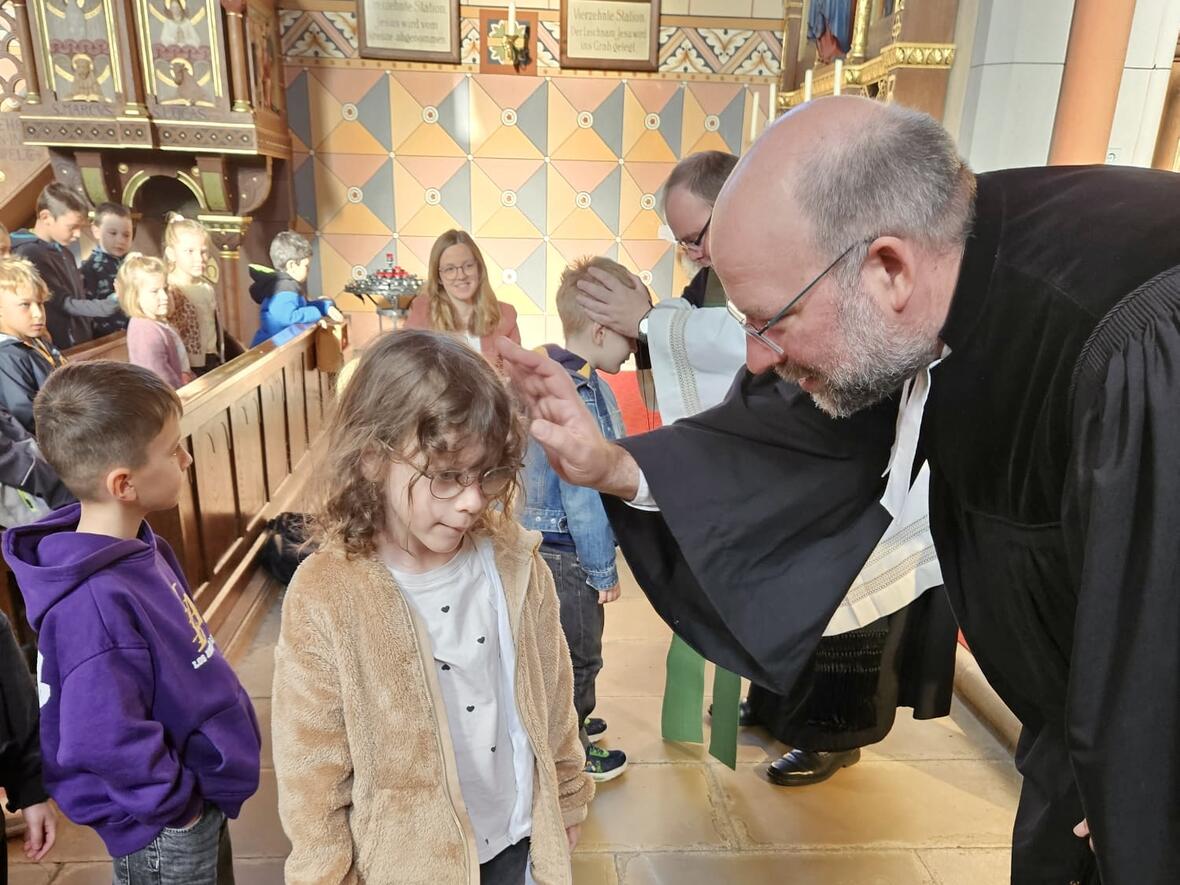 1ae06826-9f46-4b60-be4c-5acde34ac8a8