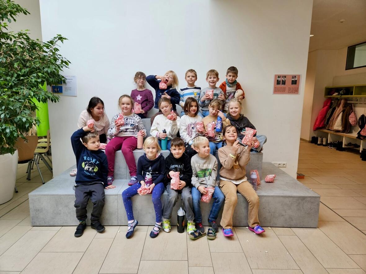 dcf661b2-7866-4344-a549-253678de6023