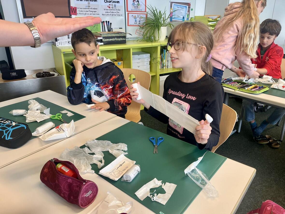 8879dc8d-6574-4a57-8f7e-443a0b059263