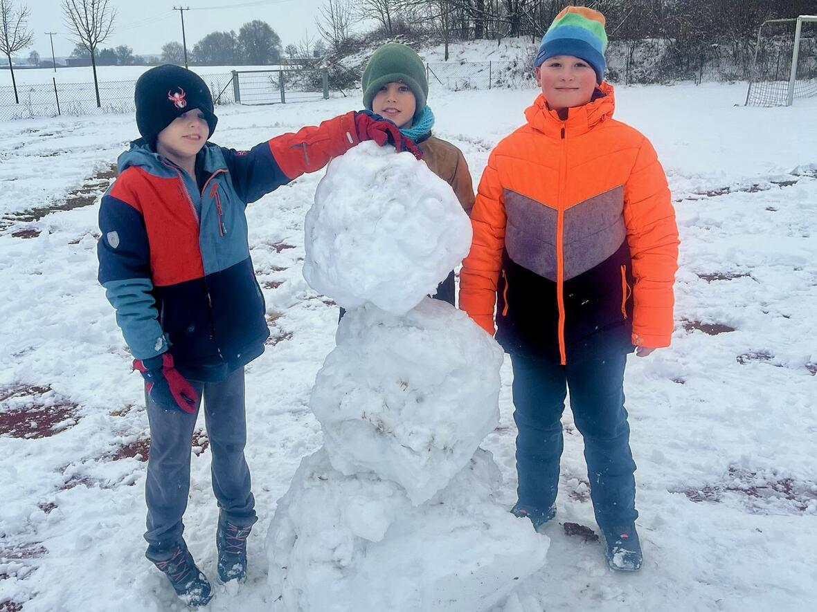 3555bf9f-4b87-41bc-bdbd-15e46af42483