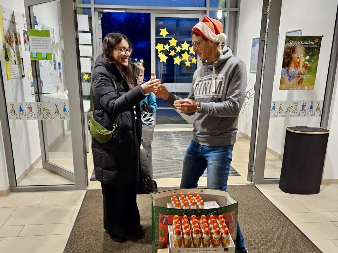 77e79d9b-127e-4567-a937-30a15a8cbe9b