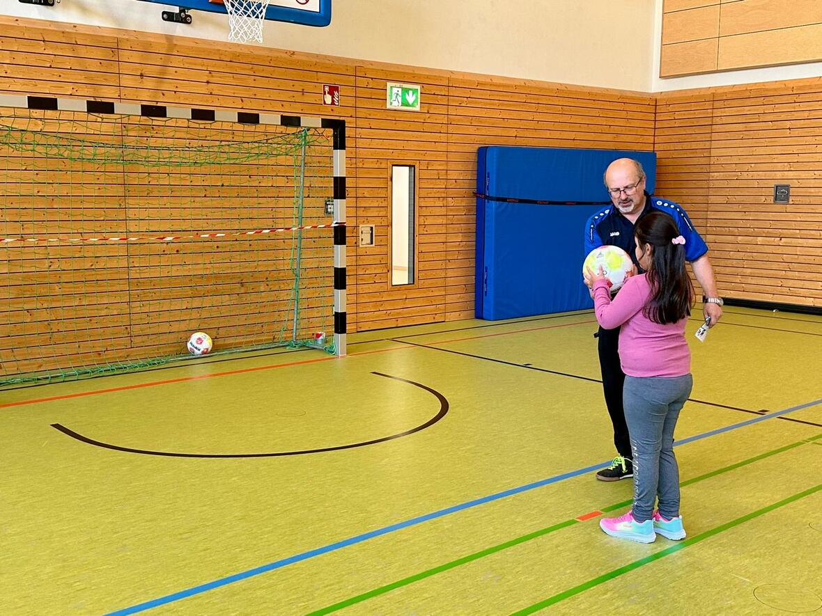 44457342-dad3-470f-98b0-12f600851245