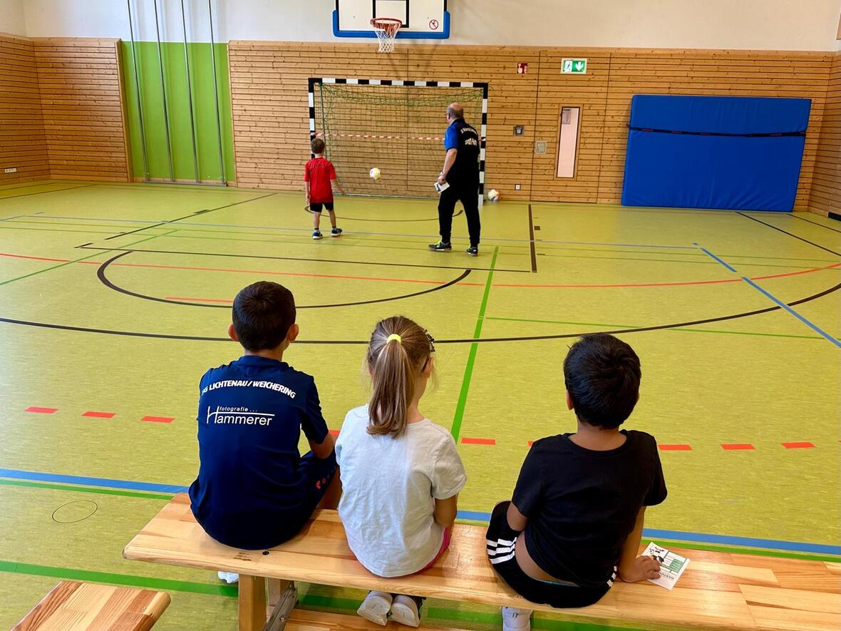 ab8f49bb-dbf6-4a58-afe6-615da69cbd09