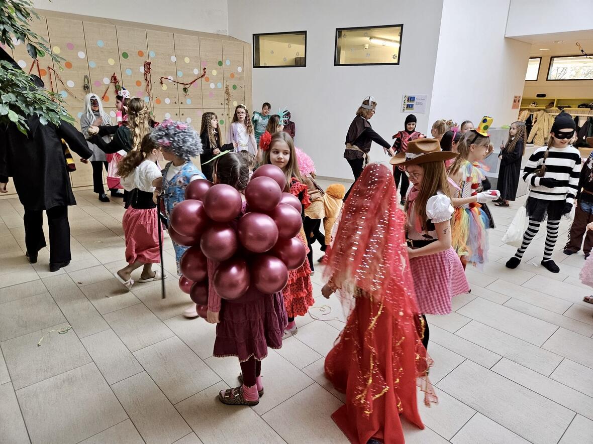 58f316e9-22b7-43d9-8668-06207bd256c5